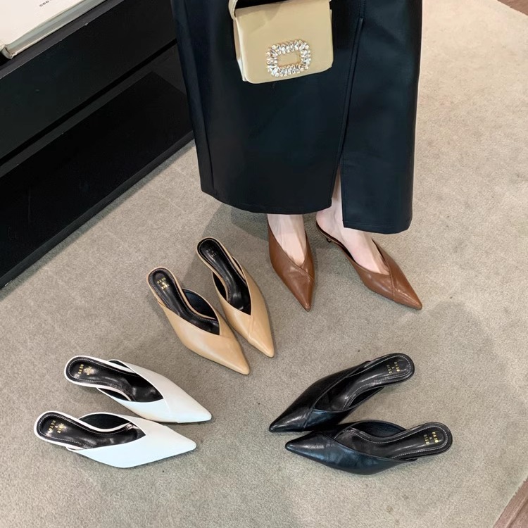 大码女鞋41一43法式尖头细跟包头半拖女小众设计感气质高跟穆勒鞋