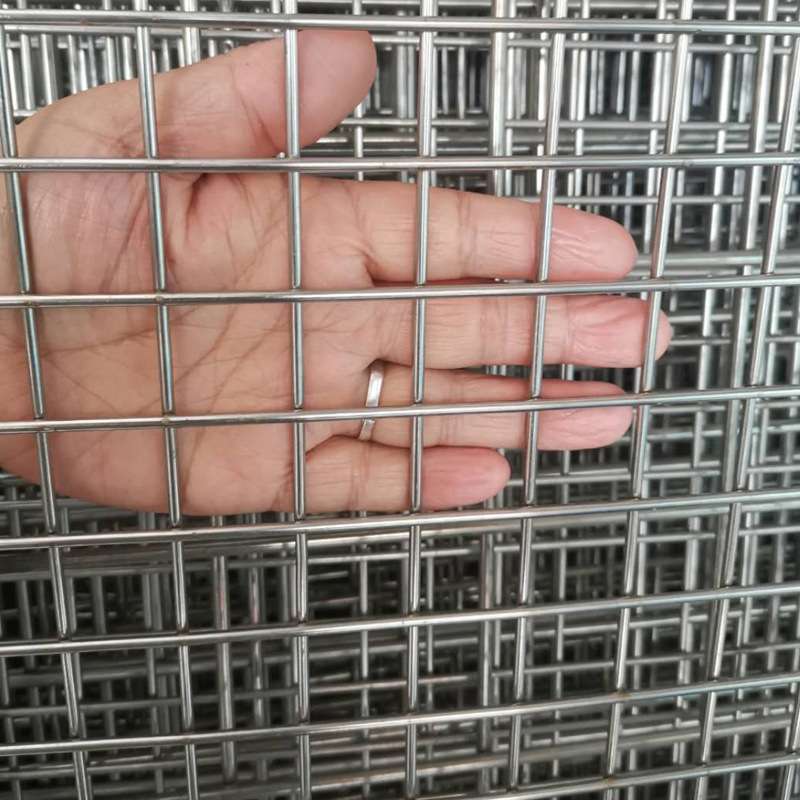 304不锈钢网1.5米2米2.1米宽焊接阳台防护网养殖爬藤电焊钢丝网片