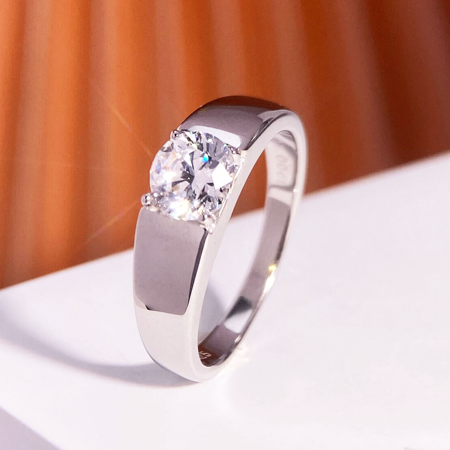 简约时尚通勤款莫桑钻男戒空托