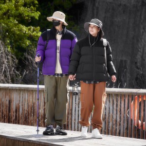 2025冬季情侣棉衣男拼接防风保暖加厚面包服男士外套688-P44图片