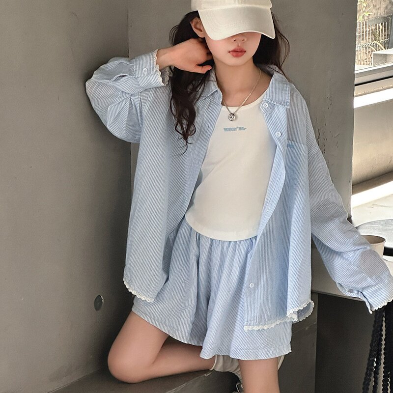 女童夏季套装2026新款时尚女孩韩系中大童洋气舒适条纹防晒三件套