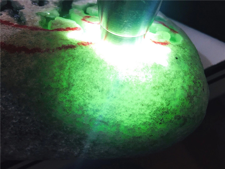 缅甸翡翠玉石原石毛料老坑水沫冰飘花手镯开窗料