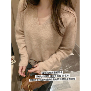 秋冬很需要 一件毛茸茸桑蚕丝羊绒拉绒毛衣