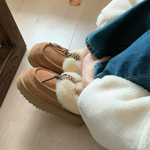 【benefanfan】羊皮毛一体雪地靴2025冬季新款圆头厚底保暖毛毛鞋