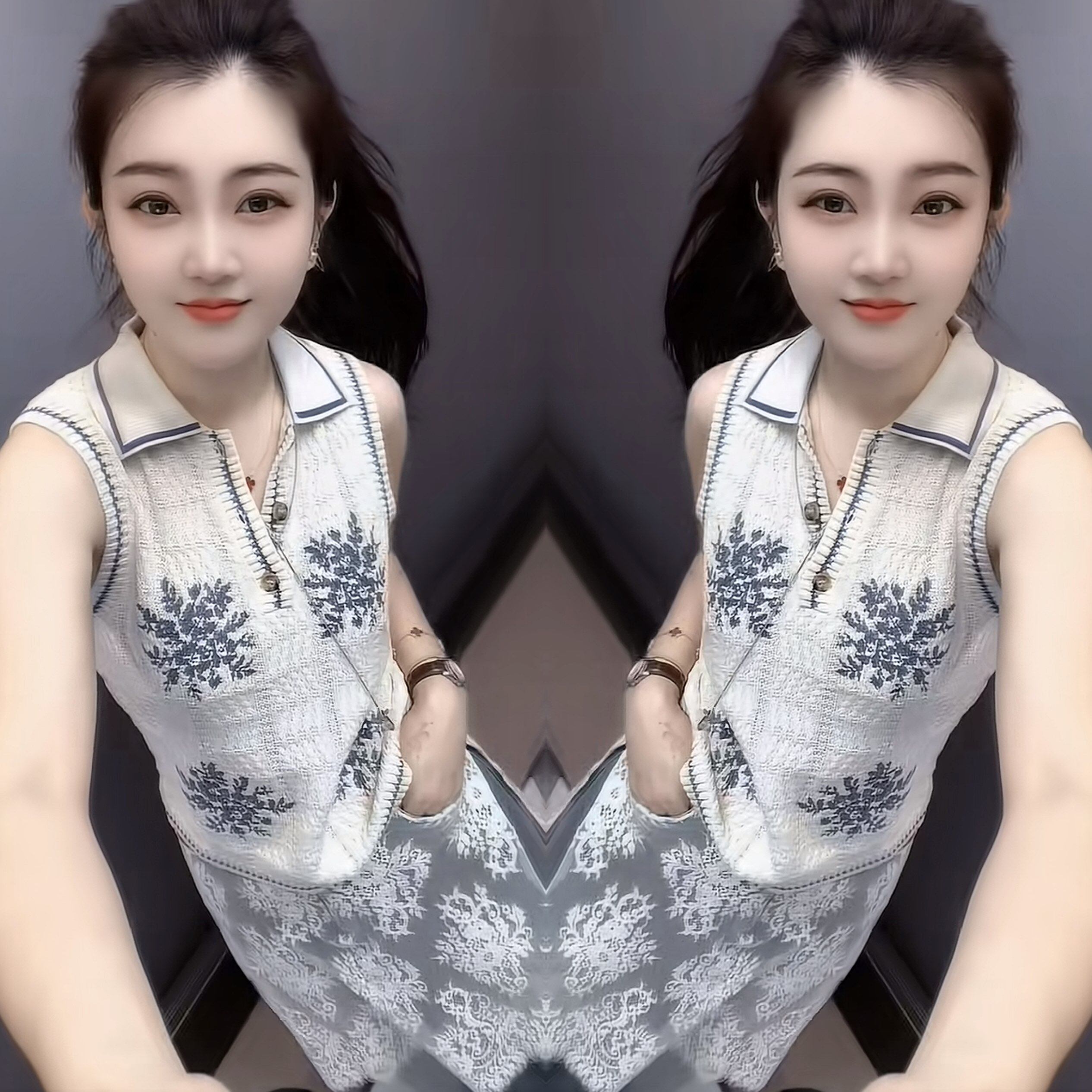 韩系夏季新款洋气减龄爆款欧货印花无袖显瘦打底衫搭配蕾丝屁帘裤