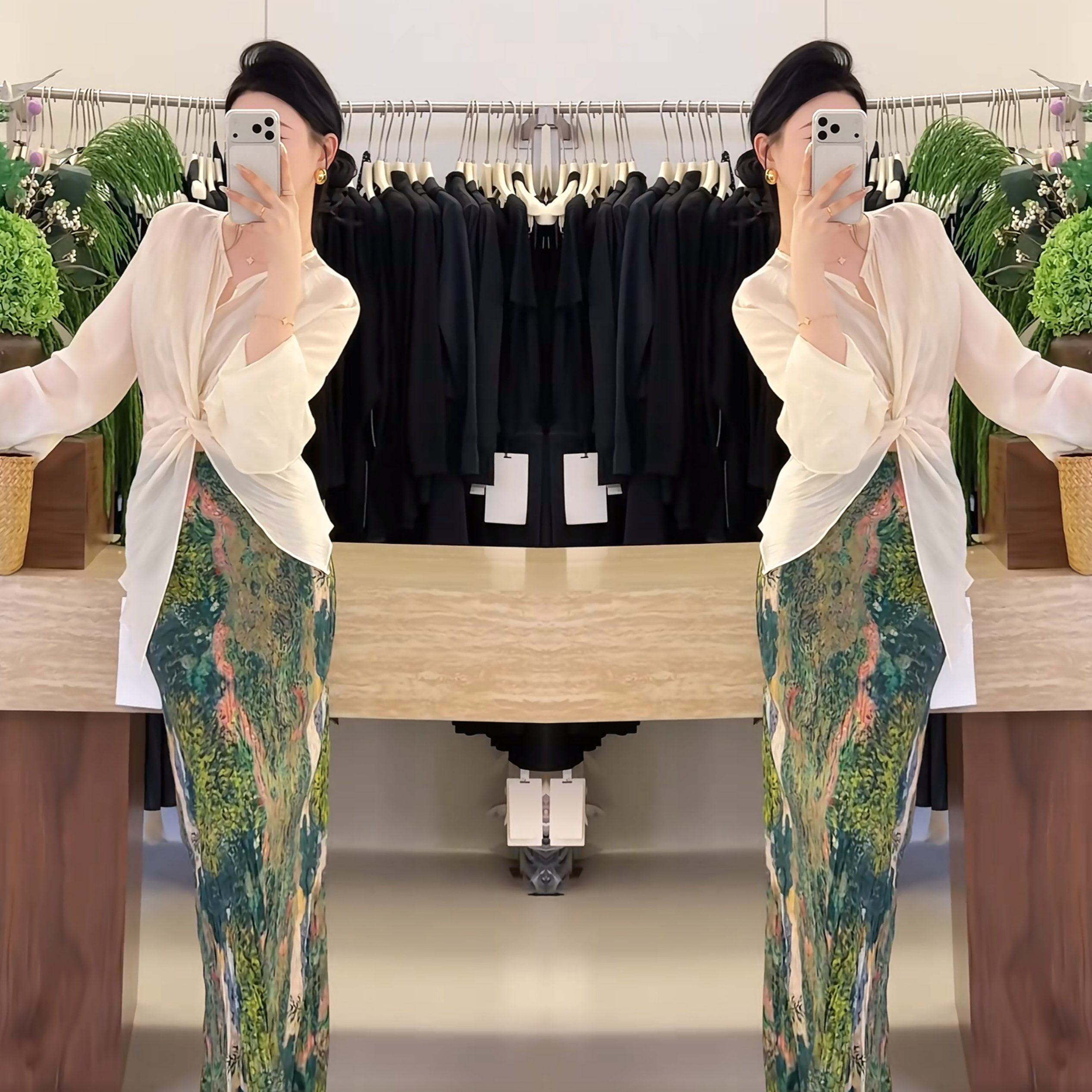 抖音炸街爆款时尚女神范减龄洋气收腰显瘦上衣搭配绿色印花半身裙