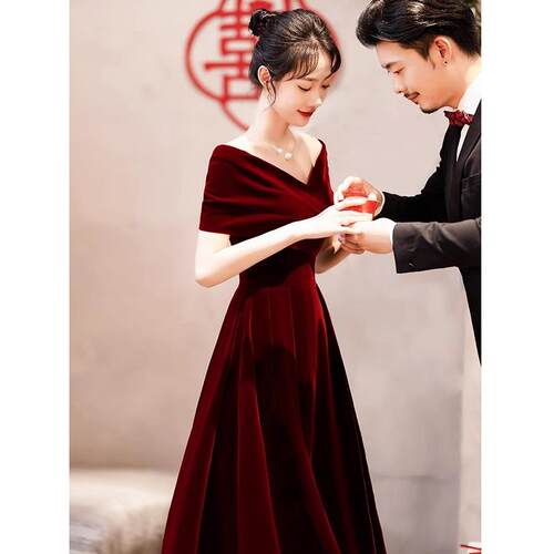 Capacity Kiss敬酒服新娘结婚订婚晚礼服女宴会连衣裙大码衣服