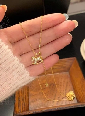 金色小马项链女小红书同款马上有钱锁骨链高级感设计气质