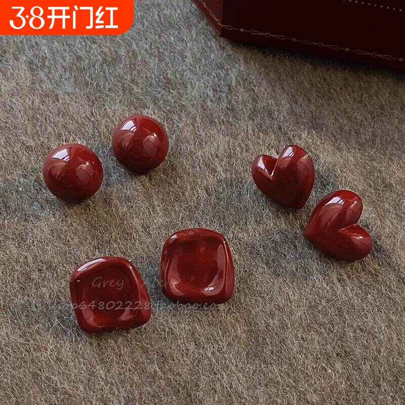 显白安可拉红珍珠耳钉女复古气质高级感耳环轻奢新款耳饰爱心方形