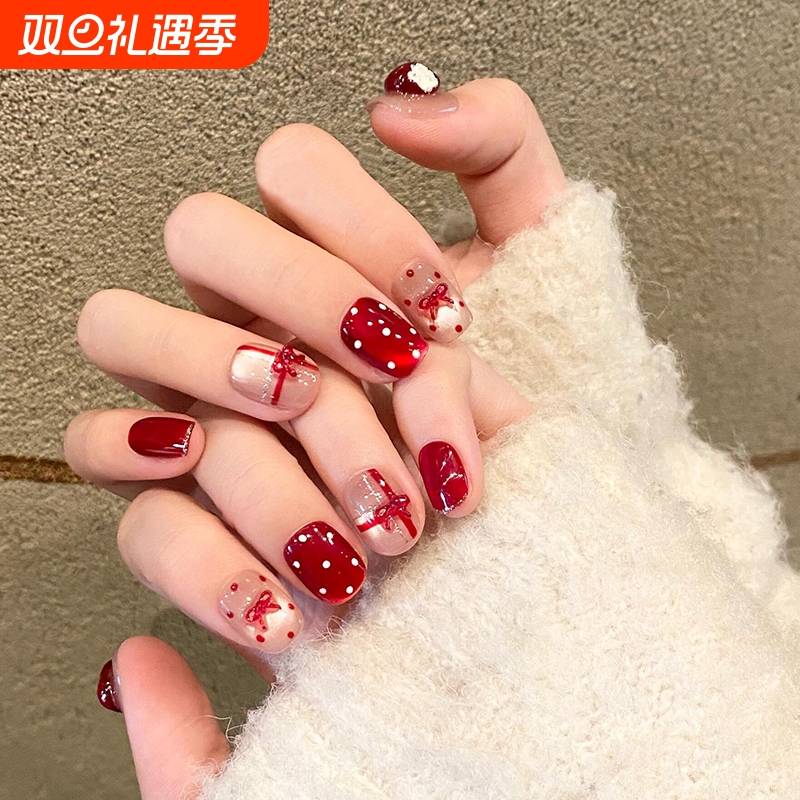 秋冬显白酒红波点圣诞穿戴甲新款短款美甲贴片红色法式烟花中长款