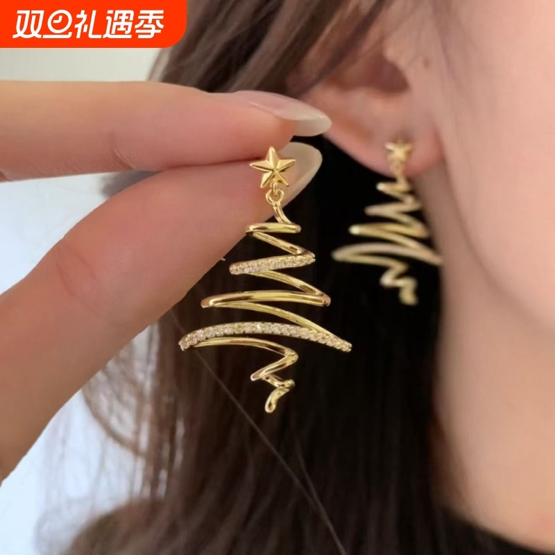 爆闪圣诞树星星耳钉无耳洞耳夹女轻奢高级感小众方圆脸秋冬耳饰