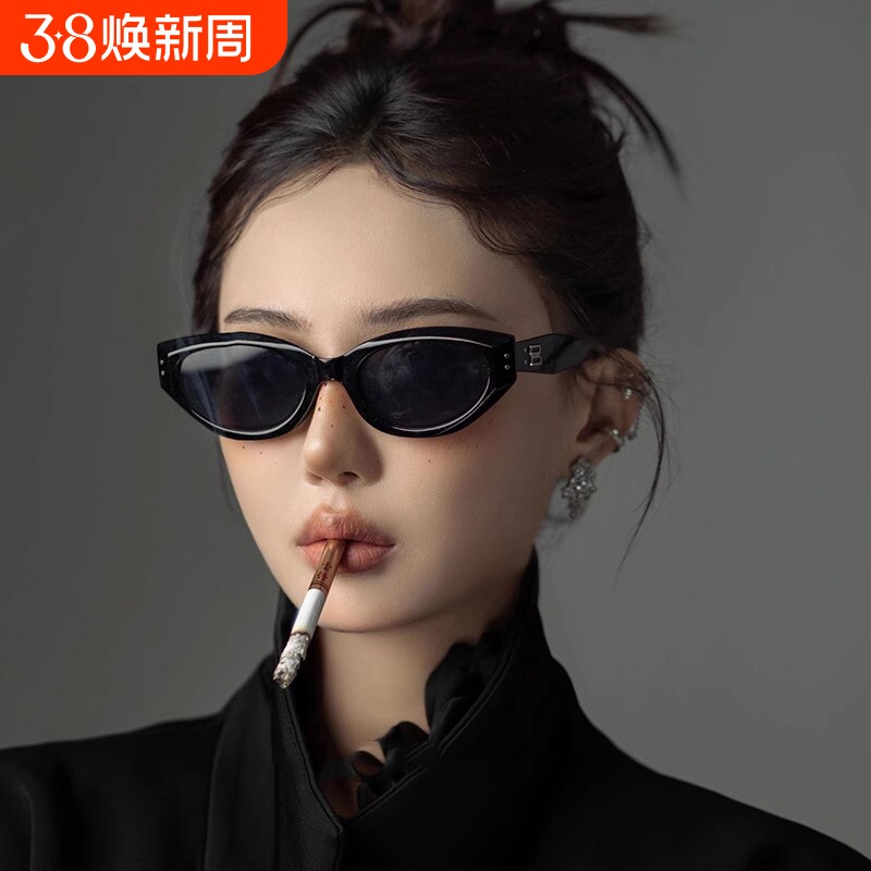 猫眼墨镜女高级感2025gm新款Jennie窄框防晒复古太阳眼镜开车圆脸