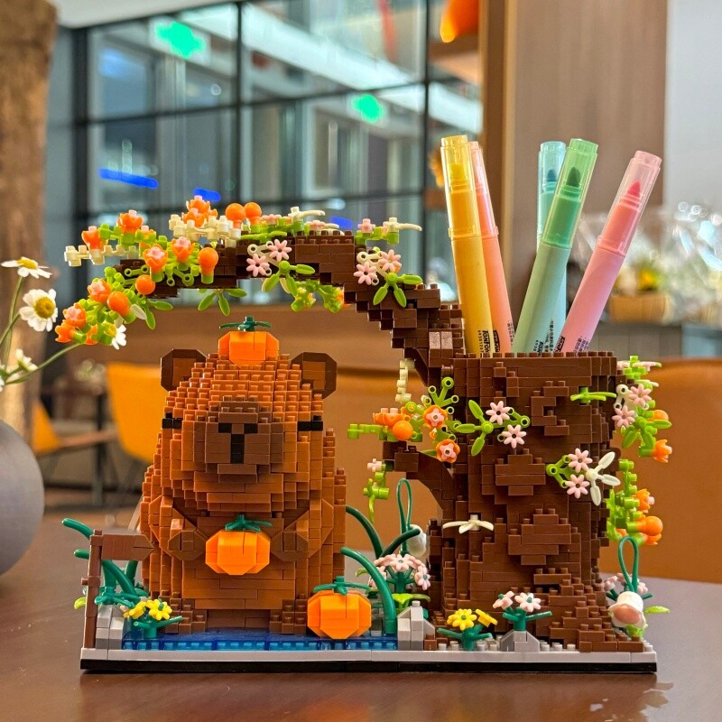 兼容乐高2026新款卡皮巴拉笔筒积木拼图玲娜贝儿拼装玩具女孩礼物