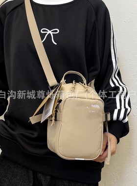 2025新款北家斜挎包单肩男女通用休闲腰包户外旅行收纳手机包面BM