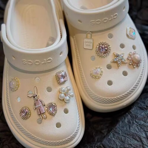 原创“爱丽丝梦境”洞洞鞋金属鞋花鞋扣crocs配饰diy智必星蝴蝶