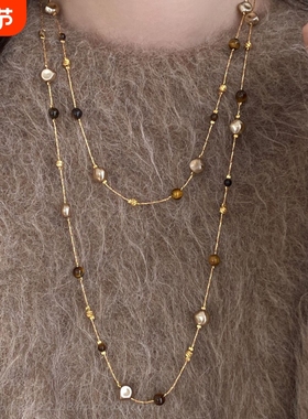 美拉德虎眼石珍珠项链女秋冬季2025爆款百搭轻奢高级感长款毛衣链
