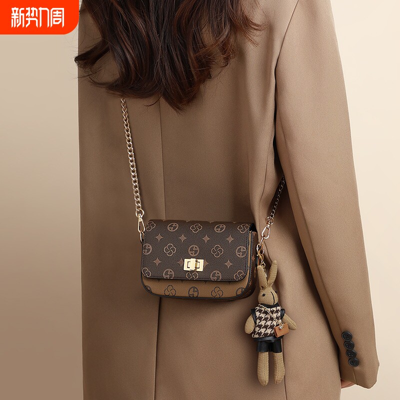 店酷奇包包2026新款夏季女包斜挎小包百搭高级感信封包单肩手机链