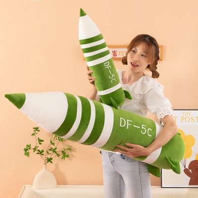 仿真东风5C比老公都有安全感抱枕DF61毛绒玩具生日礼物男生款抱枕