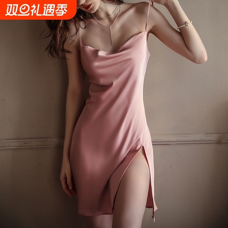 睡衣女夏季性感冰丝吊带睡裙短裙露背荡领开叉高级感丝绸家居服薄