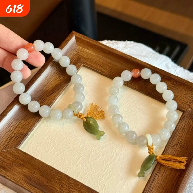 天然和田玉手串10mm搭配