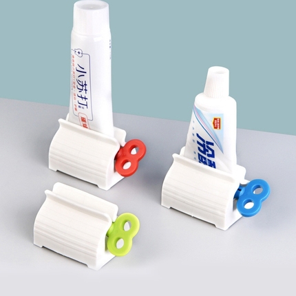 日式挤牙膏器创意挤压器懒人洗面奶挤压器简约儿童手动挤牙膏器