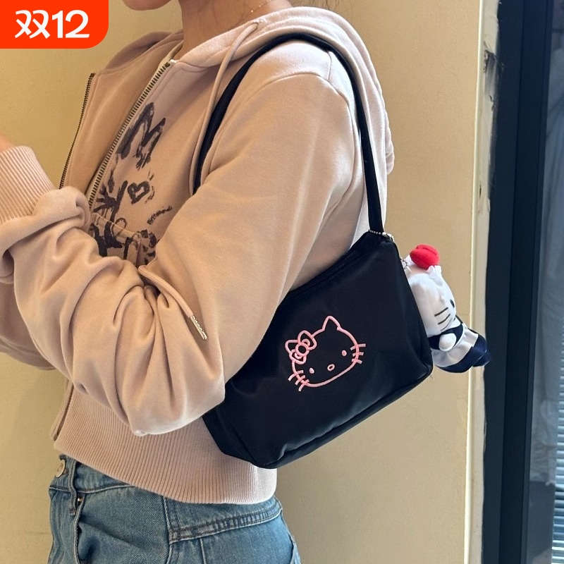 单肩原创腋下新款hellokitty刺绣手提包百搭可爱清新精致外出
