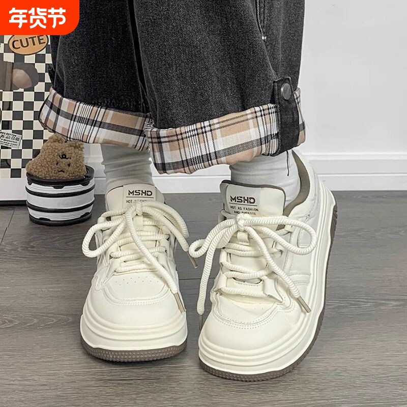 品牌断码小众设计小白鞋子女2026春夏爆款百搭多巴胺潮流厚底学生