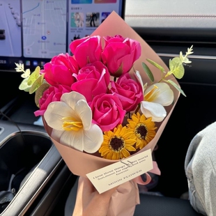 广志送给美伢的花束见面小花束成品仿真花实用礼品生日礼物送女友