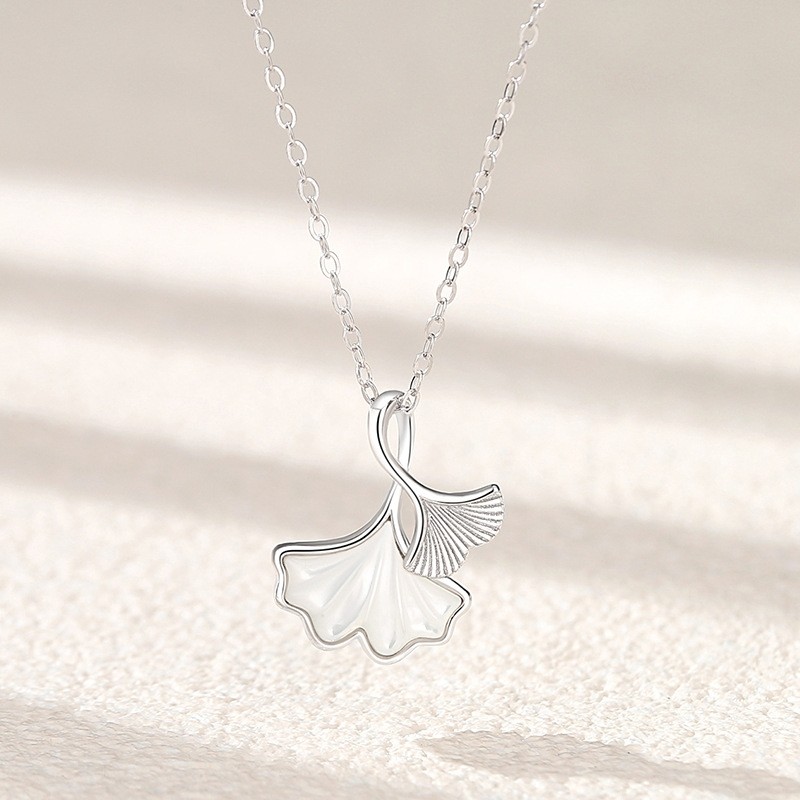 新中式小幸运银杏叶925银项链女轻奢小众高级感锁骨链送闺蜜礼物