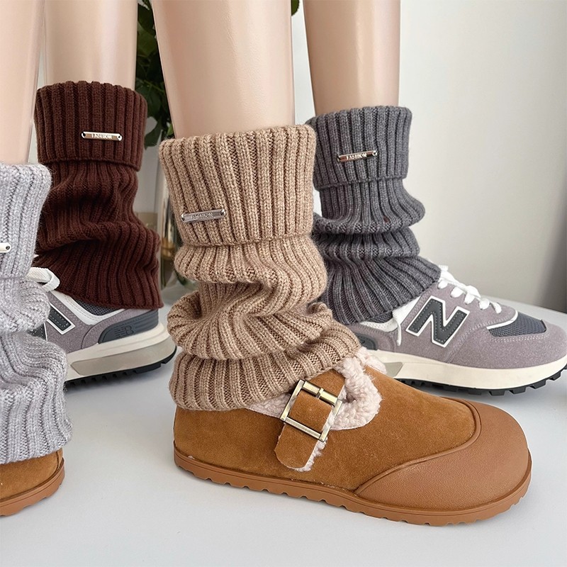 2025新款加厚棕色袜套保暖针织堆堆袜子女宽松秋冬JK腿套日系y