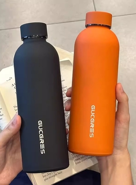 大容量304不锈钢保温杯高颜值运动水杯便携ins杯子开盖带茶隔橙色