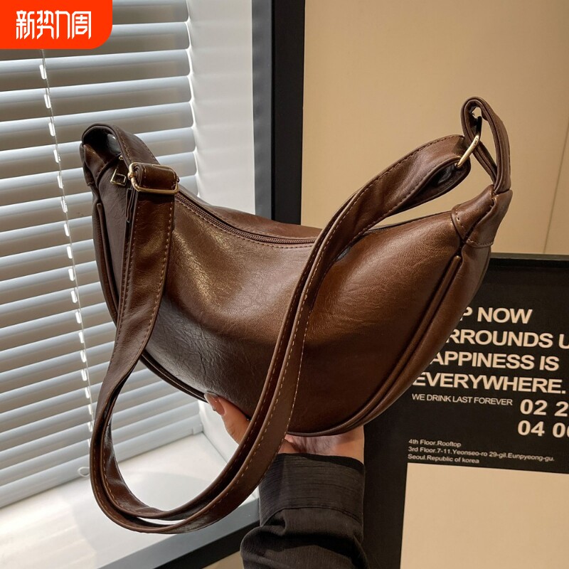 伊布古奇包包女斜挎包2025新款大容量小众设计高级复古单肩饺子包