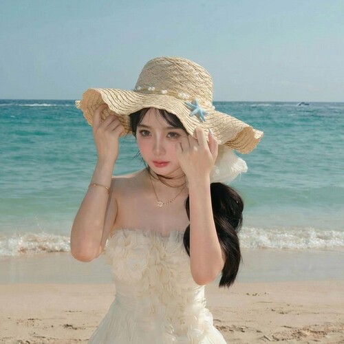 夏季海边沙滩草帽帽檐甜