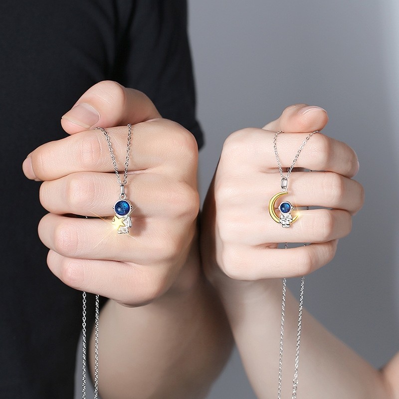 宇航员纯银情侣项链一对男女锁骨链七夕情人节轻奢小众设计吊坠