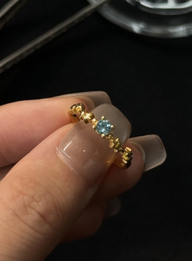 中古vintage金色镶嵌锆石戒指女小众设计轻奢高级感星星开口指环