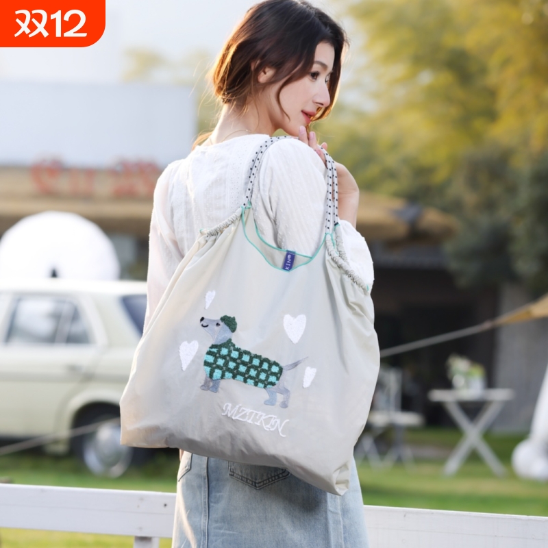 日本重工刺绣大容量购物袋可爱小众布袋尼龙防水托特包手提单肩包