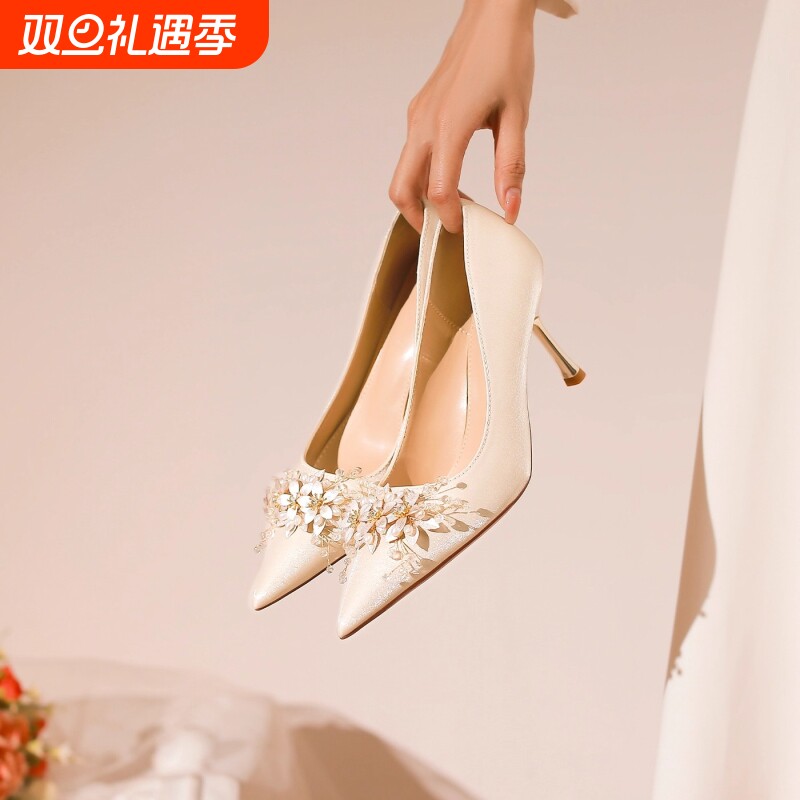 法式订婚鞋女2025新款秀禾婚纱两穿新娘高跟鞋礼服伴娘鞋婚礼细跟