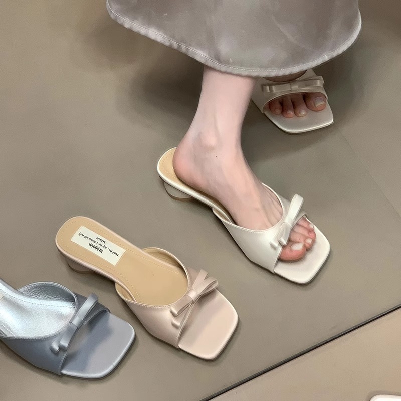 法式绝美凉拖鞋女夏外穿2025新款一字拖高跟凉鞋粗跟鞋子中跟精品