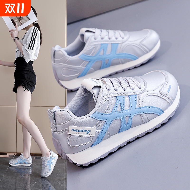 轻便软底显脚小德训鞋女2025秋季新款休闲百搭运动小白女鞋初中生