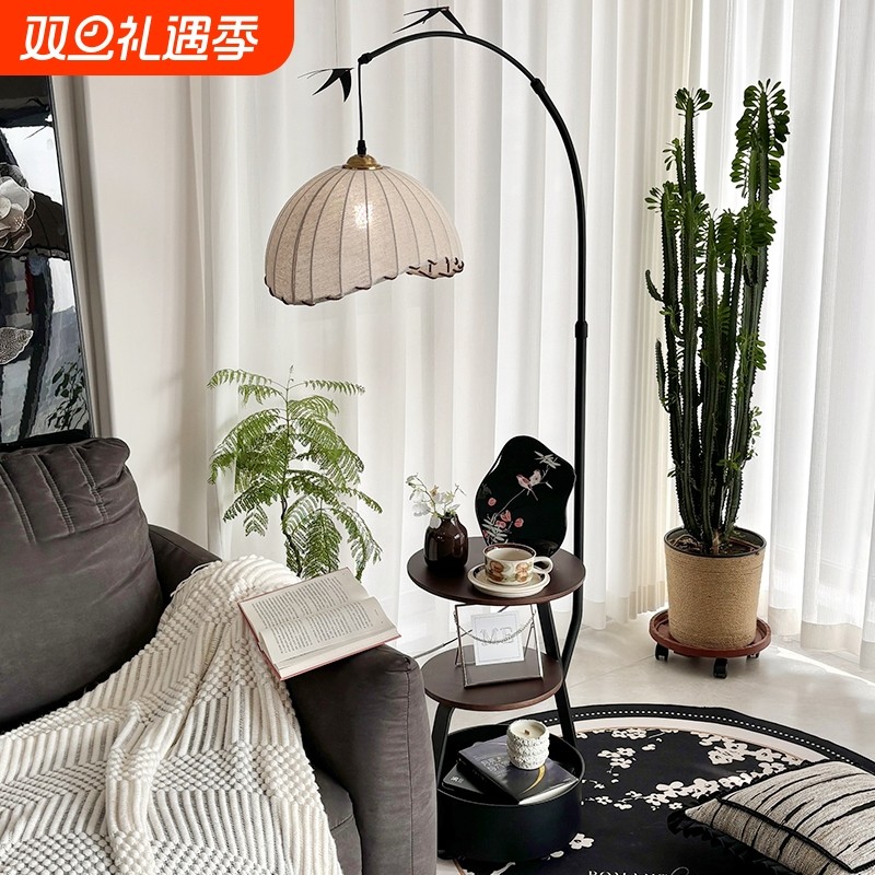 2025中装饰落地灯客厅古风摆件沙发旁卧室氛围灯床头柜一体灯家居