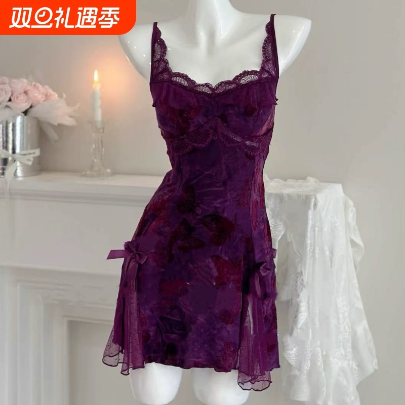 DZ性感蝴蝶蕾丝加胸垫深V诱惑挂脖吊带睡裙外袍家居套