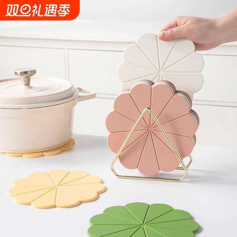 硅胶隔热垫餐垫锅垫杯碗垫子砂锅防烫餐桌垫家用耐高温餐盘隔热垫