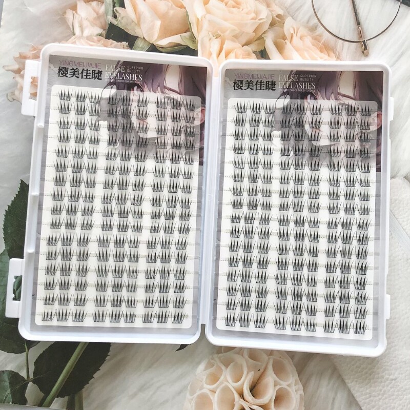 大容量粘胶款短款女团睫毛书元气纯欲原生感假睫毛快速上妆灵动