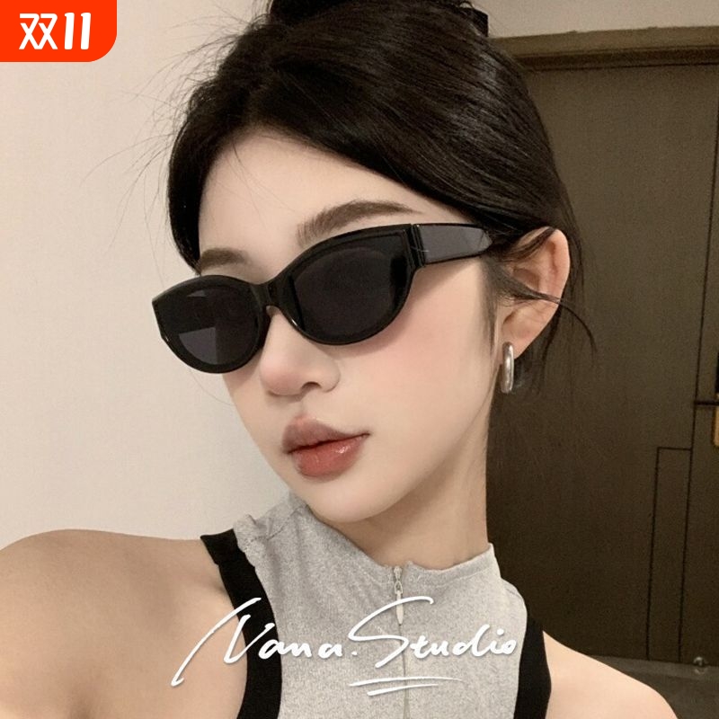 jennie同款墨镜女户外拍照墨镜太阳镜复古辣妹猫眼显脸小眼镜欧美