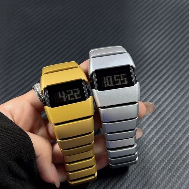 千禧年复古风夜光电子表小众个性Y2K风格怀旧潮流穿搭腕表