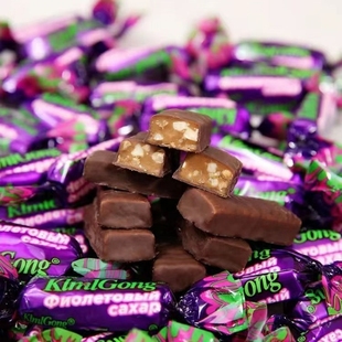 紫皮糖俄罗斯零食糖果风味国产正宗网红巧克力糖酥脆喜糖