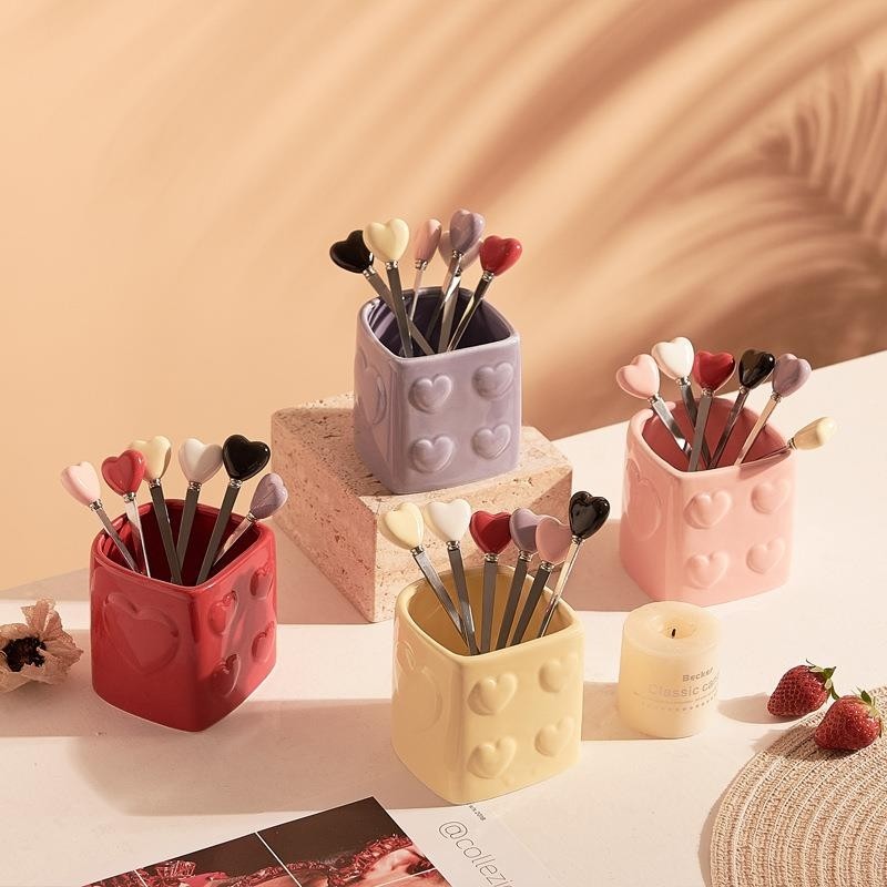 心形陶瓷水果叉套装精致下午茶酒店餐厅高颜值装扮果签收纳罐