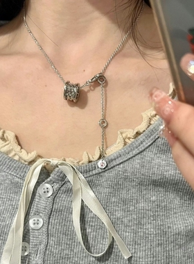 V金镀18K小蛮腰弹簧项链女男女情侣黑陶瓷慈善款锁骨链不掉色钛钢