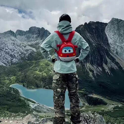 超级飞侠书包乐迪登山包双肩包羽毛球收纳包大学生旅游包幼儿园