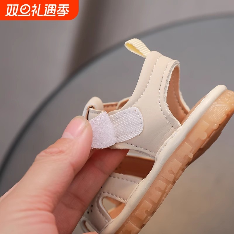 婴幼儿宝宝凉鞋叫叫鞋1到3岁夏季新款宝宝鞋子软底防滑透气室内鞋